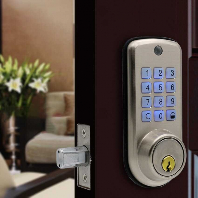 Цифровой электронный дверной замок SAFEBURG SMART-1320С